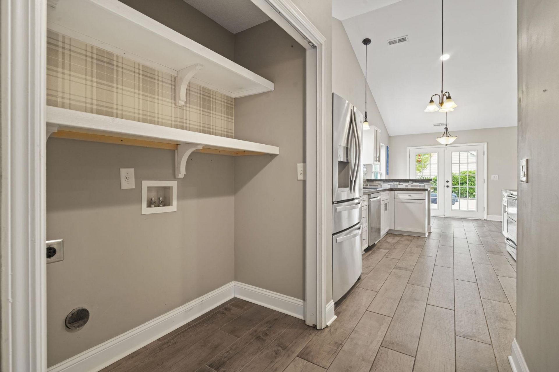 262 Palladium Dr.  Photo 17