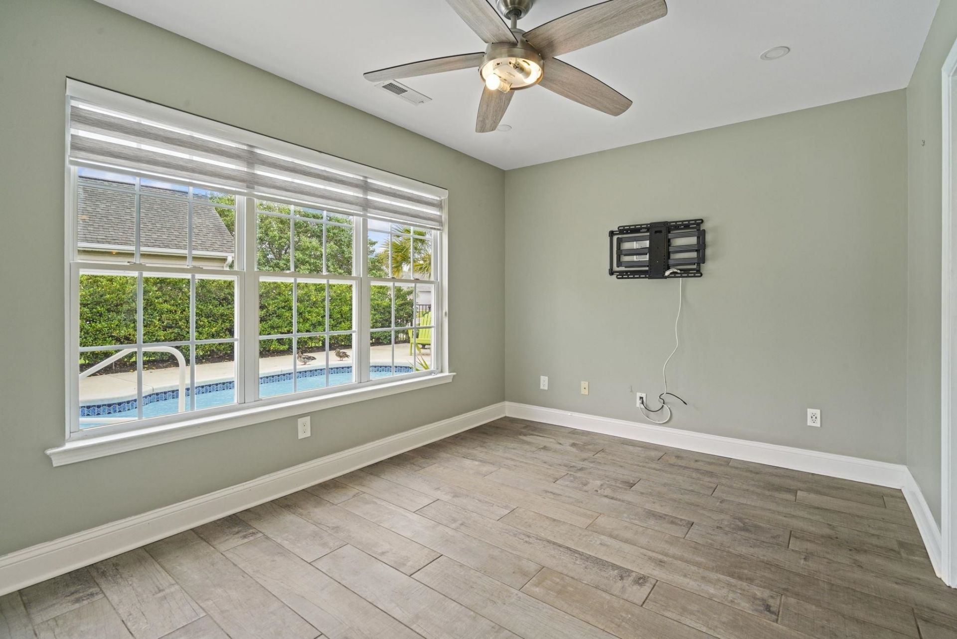 262 Palladium Dr.  Photo 19