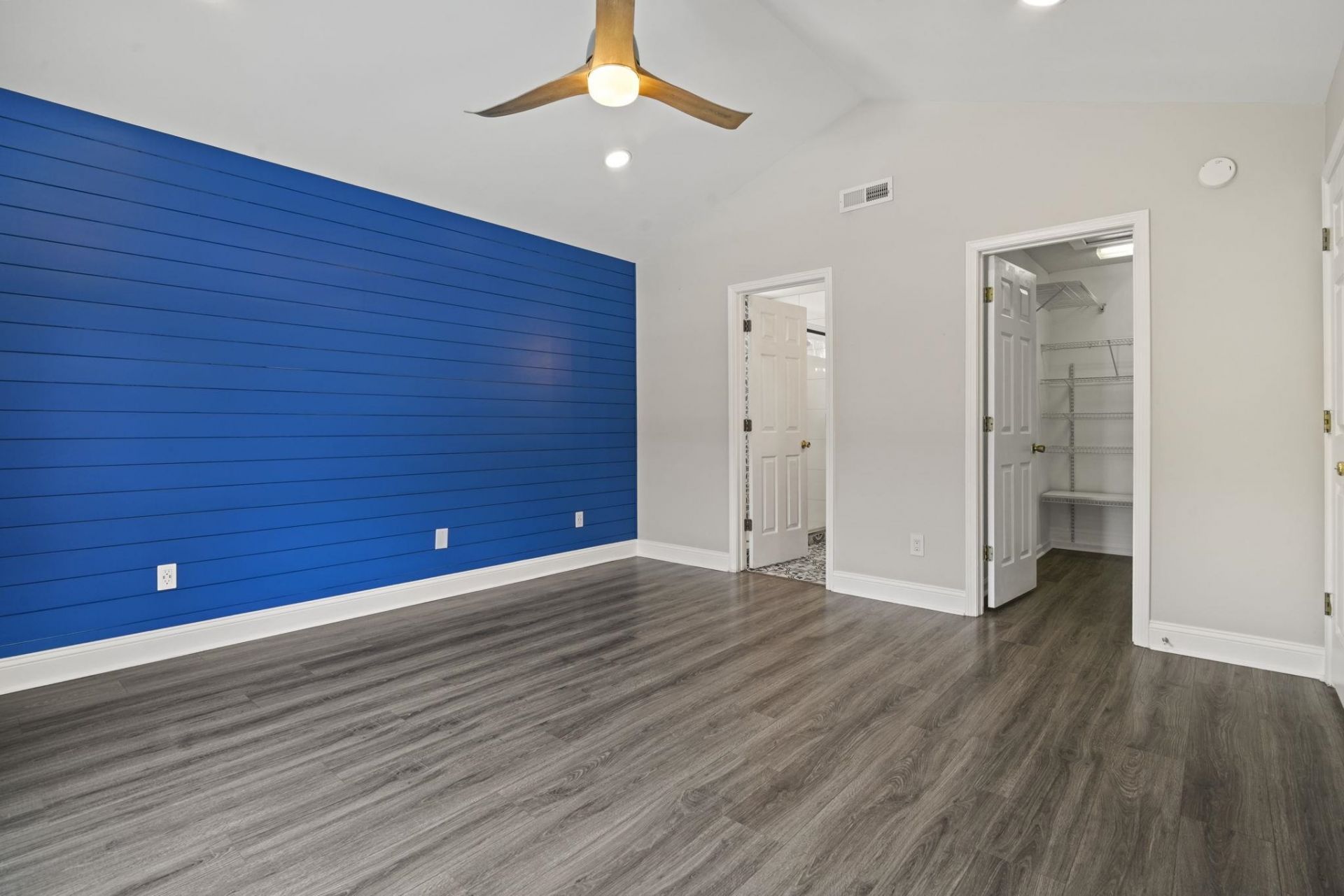 262 Palladium Dr.  Photo 21