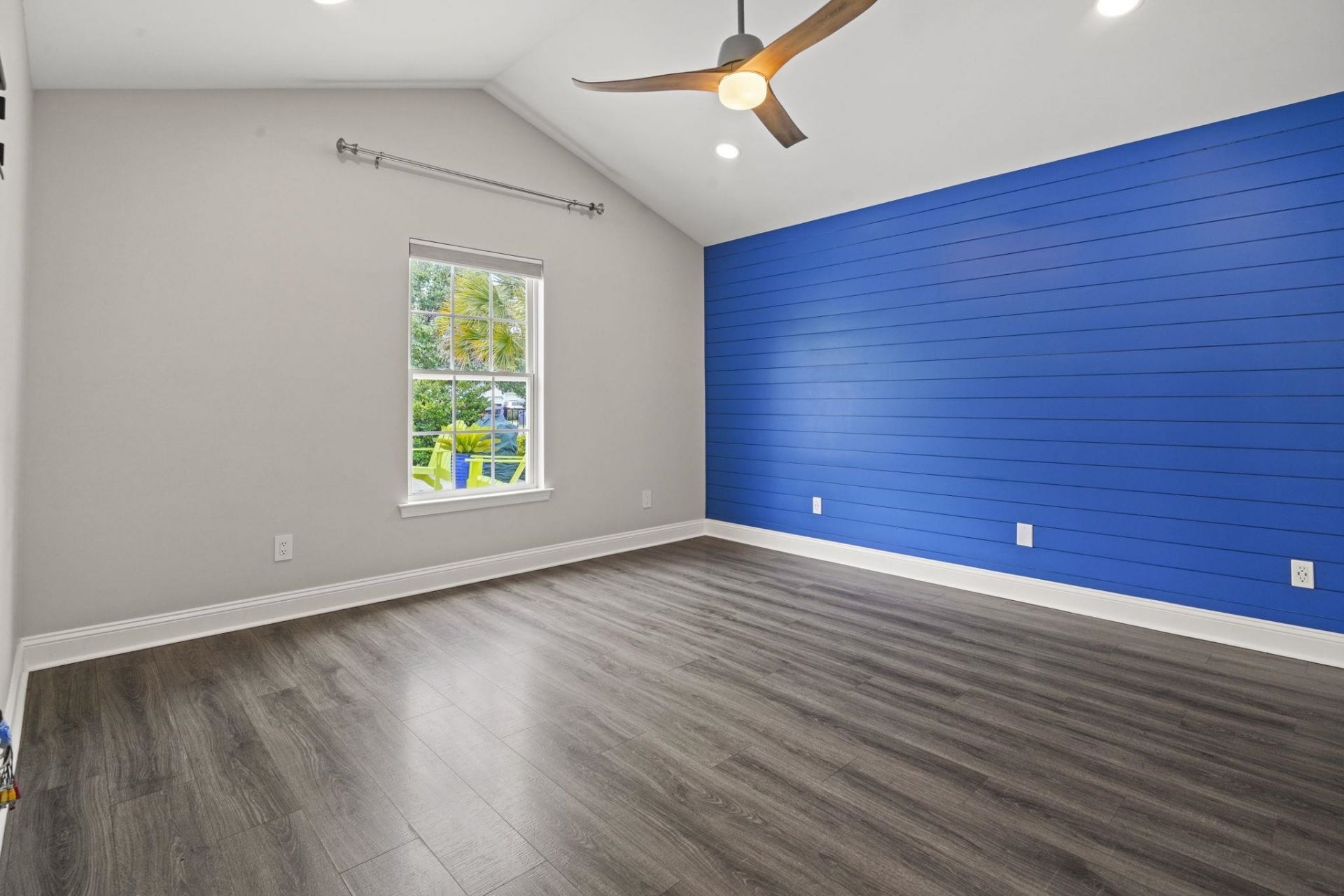 262 Palladium Dr.  Photo 22