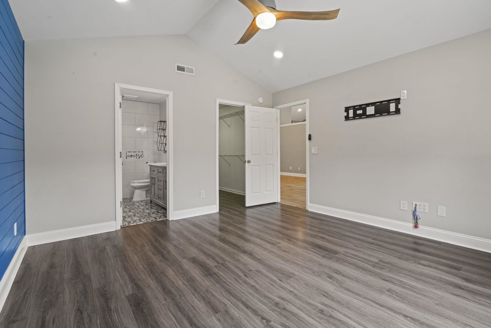 262 Palladium Dr.  Photo 23