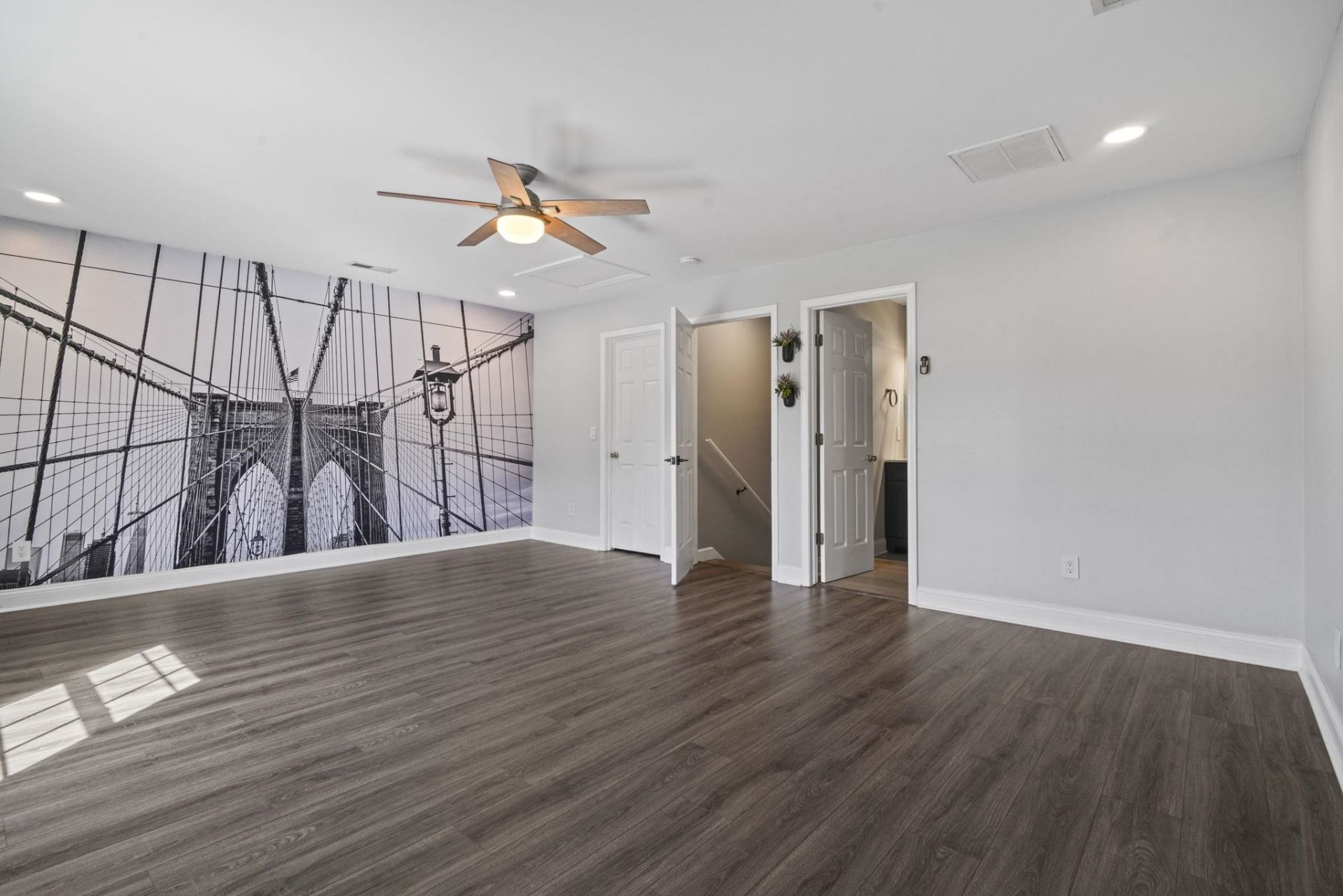 262 Palladium Dr.  Photo 34