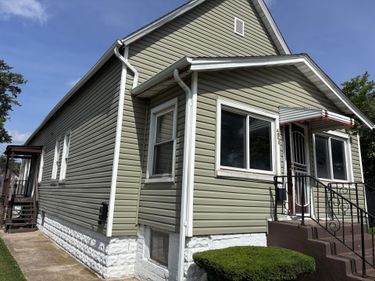 4856 Carey Street, East Chicago, IN 46312