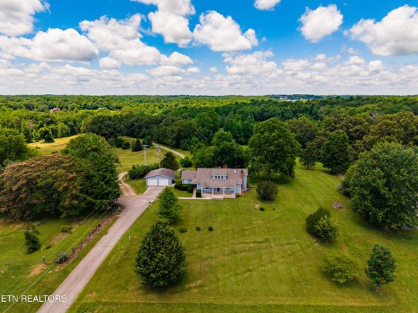 165 Fox Lane, Cookeville, TN 38506