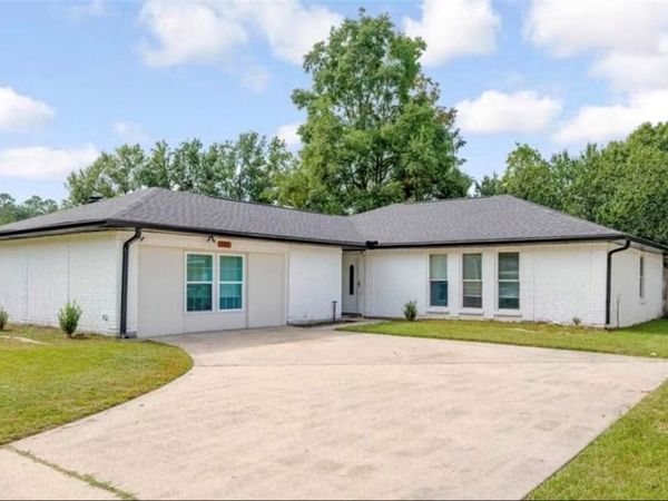 105 DRURY Lane , Slidell, LA 70460