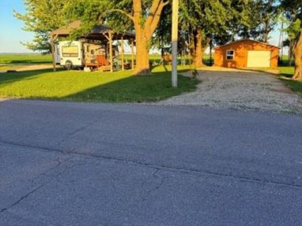 487 LakeShore Drive, Big Lake, MO 64437