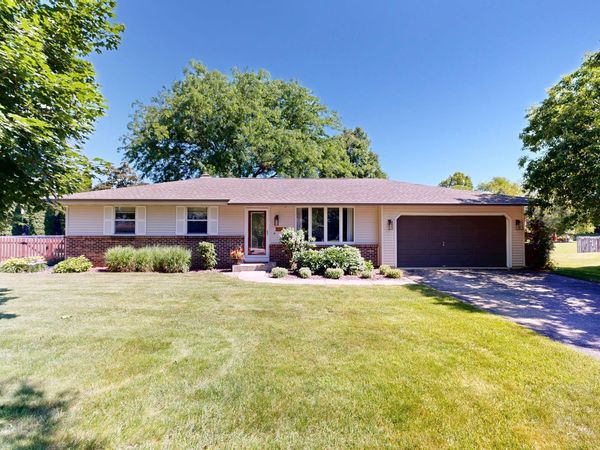 1038 Nelson Ave, Milton, WI 53563