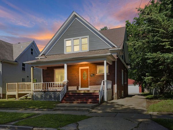 5110 19th Ave, Kenosha, WI 53140