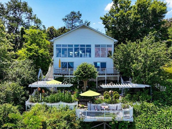 1001 E Brow Road, Lookout Mountain, TN 37350