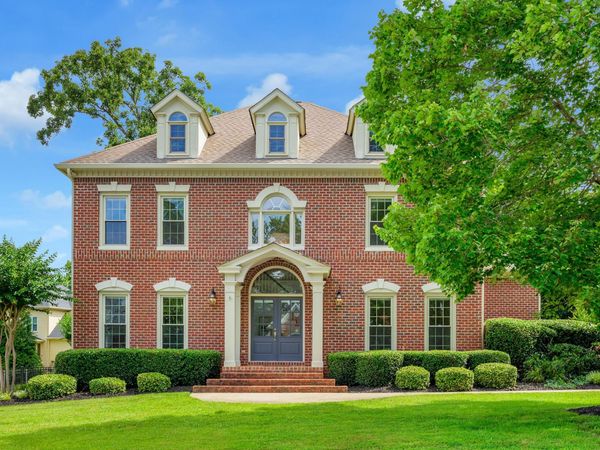 8005 Rosemere Way, Chattanooga, TN 37421