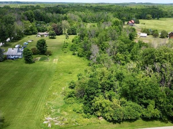 7 Colonel Allen Drive, South Hero, VT 05486