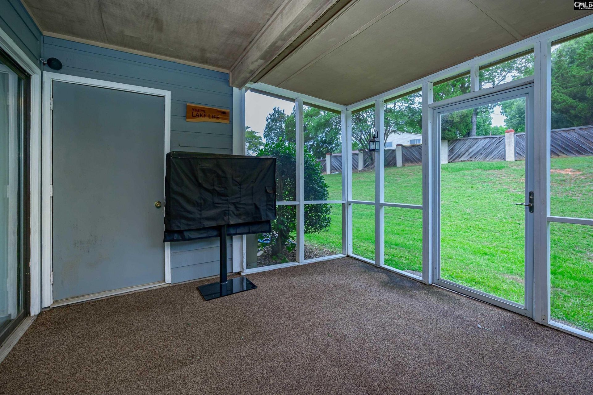 10 Boardwalk Lane  Photo 32