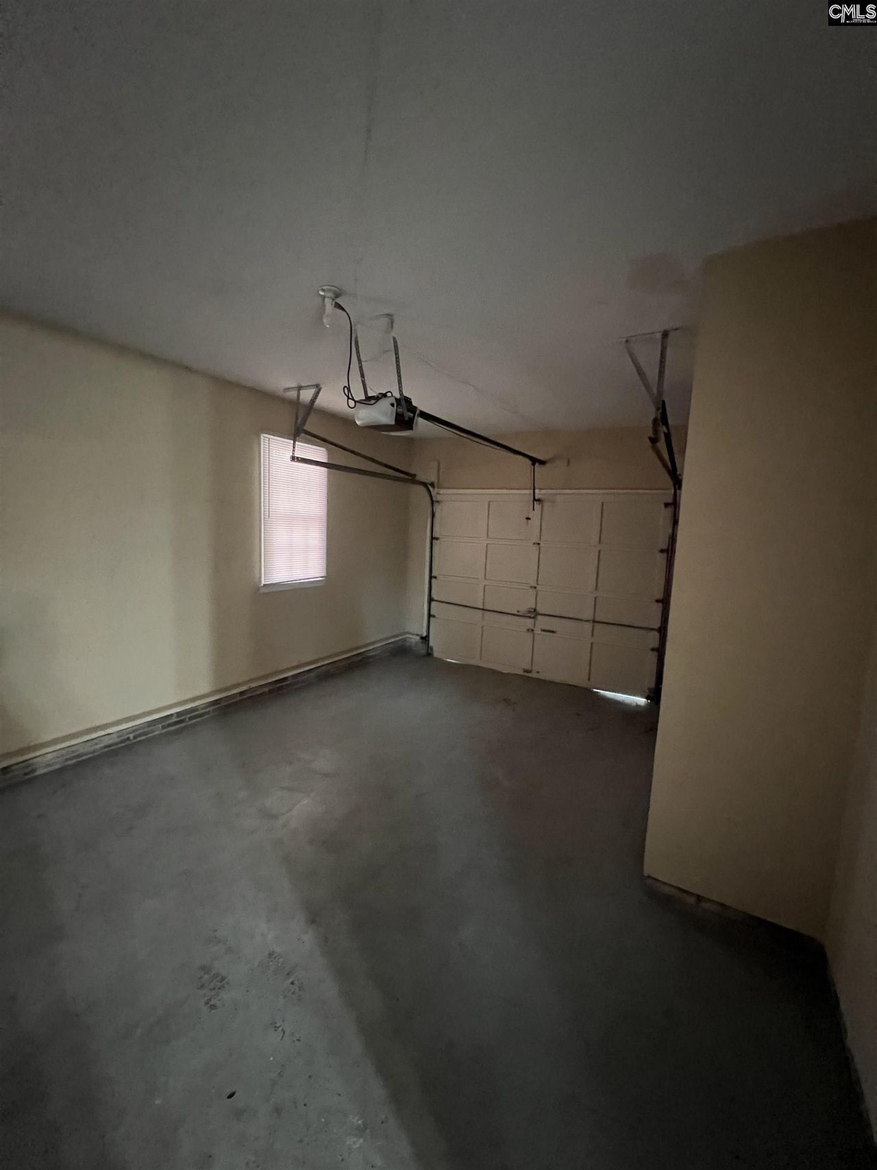 117 Parliament Drive  Photo 11