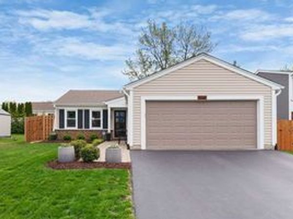 5045 Rochester Drive , Hoffman Estates, IL 60010