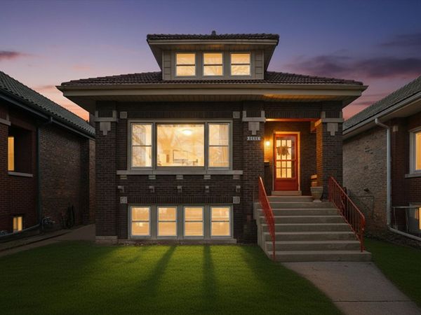 3032 Wisconsin Avenue, Berwyn, IL 60402