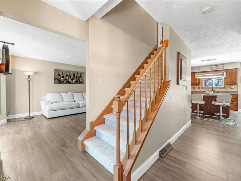 4206 Arlington Drive, Brunswick, OH 44212 Photo 3