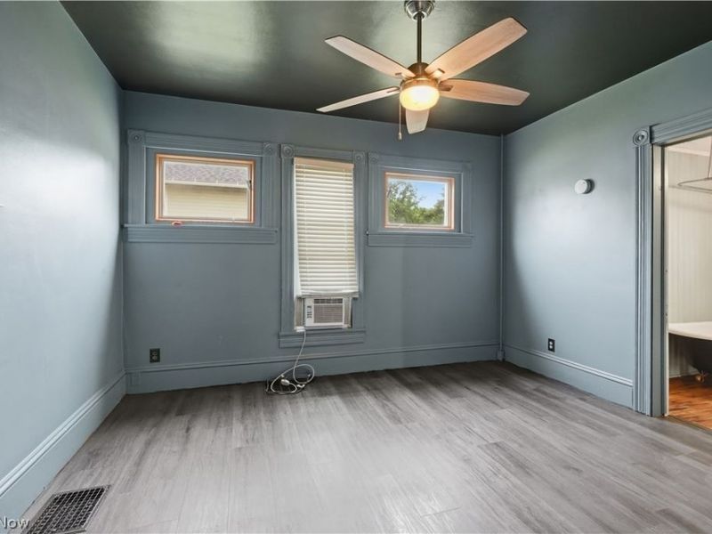 519 W Main Street, Ashland, OH 44805 Photo 6