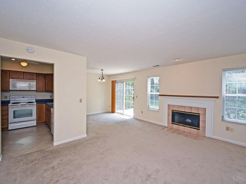 1109 Wittshire Lane, Anderson Twp, OH 45255 Photo 6