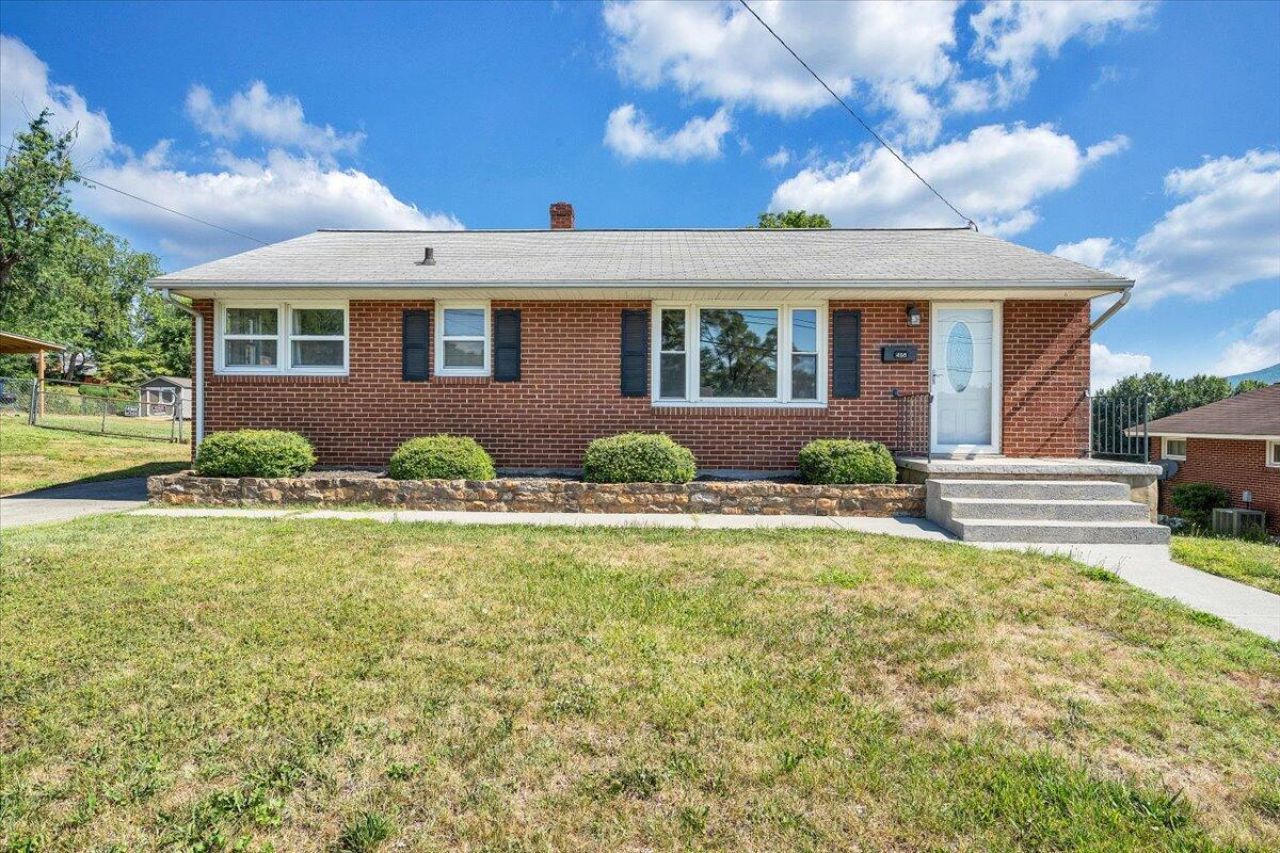 456 Fleming Ave Ne, Roanoke, VA 24012 Main Photo