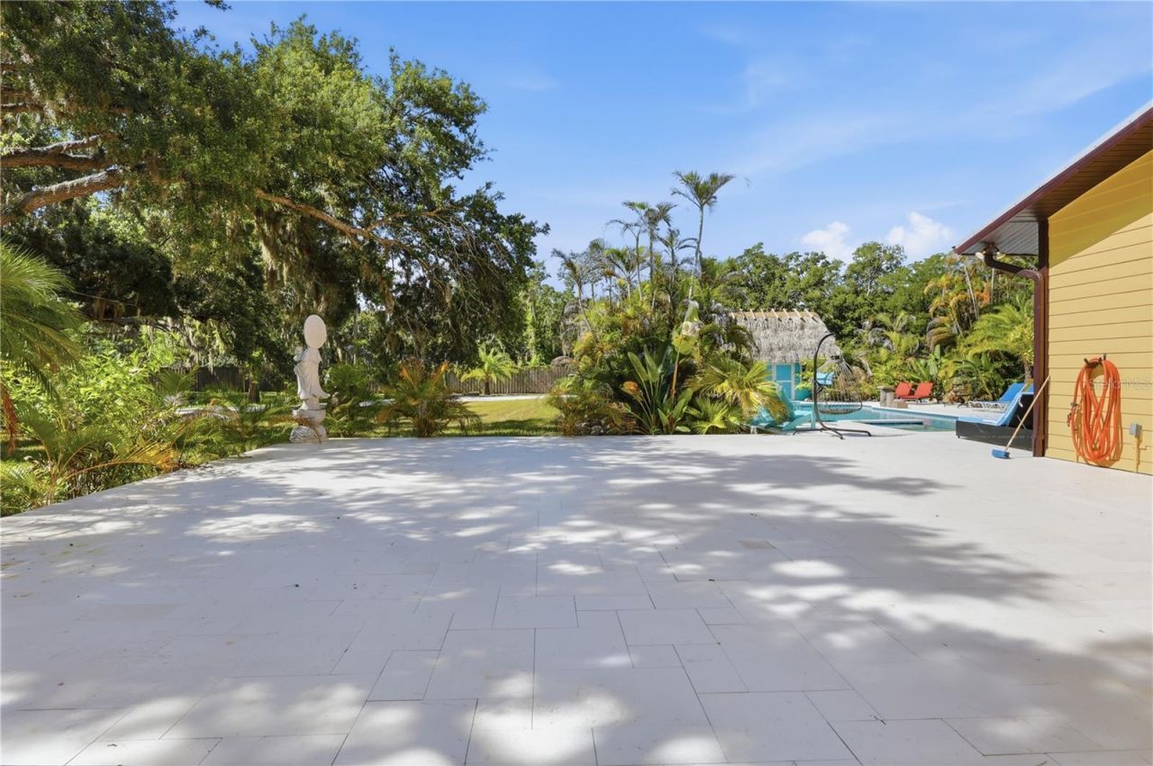 3348 Alamo Lane, Sarasota, FL 34235 Photo