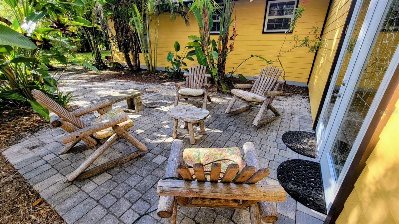 3348 Alamo Lane, Sarasota, FL 34235 Photo