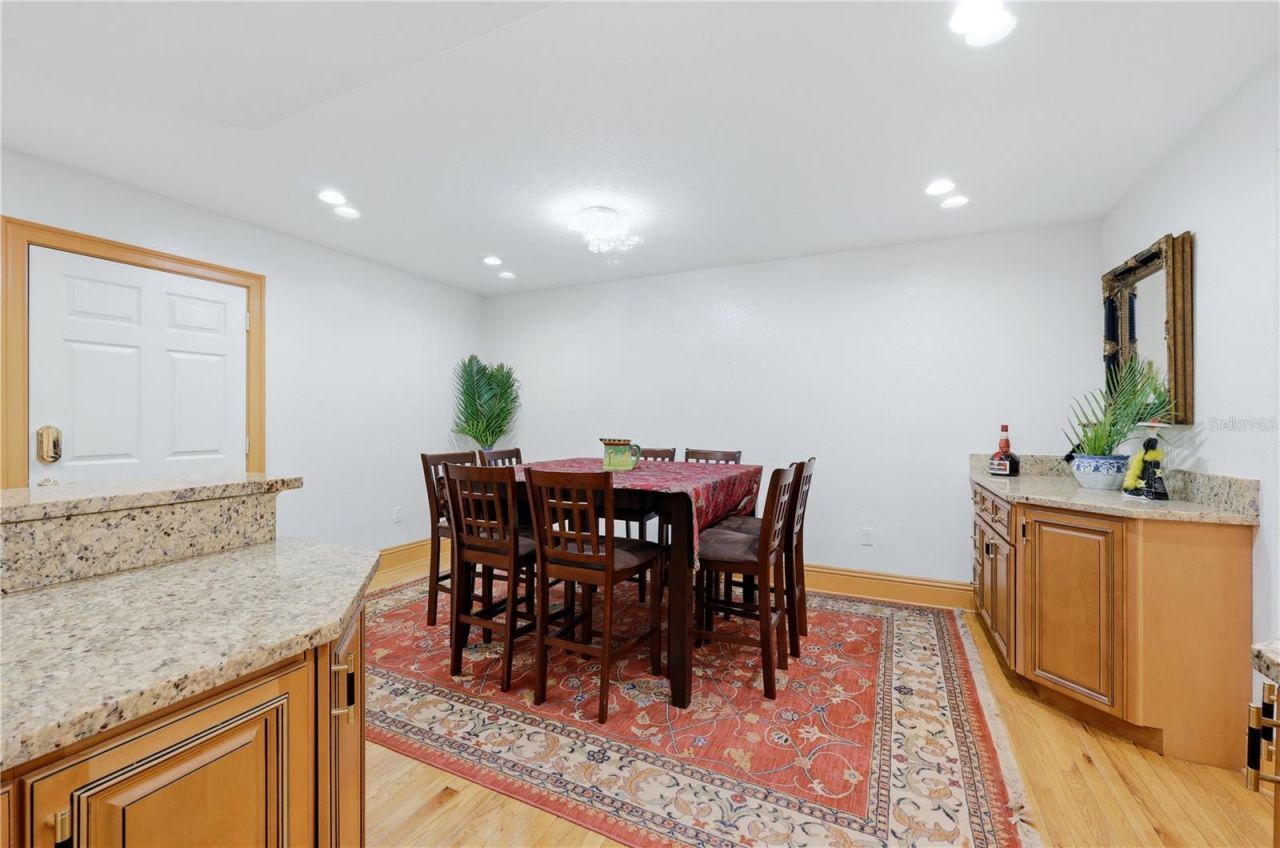 3348 Alamo Lane, Sarasota, FL 34235 Photo