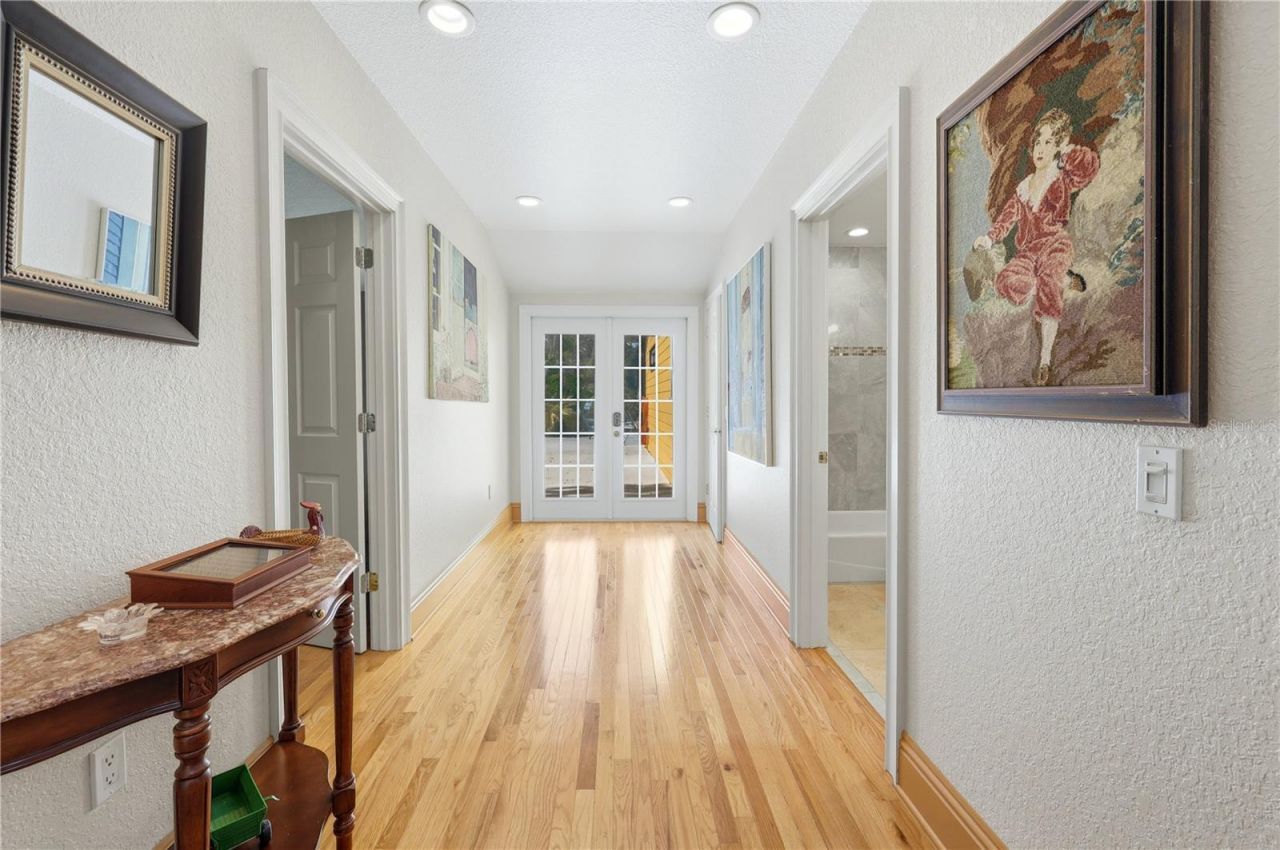 3348 Alamo Lane, Sarasota, FL 34235 Photo