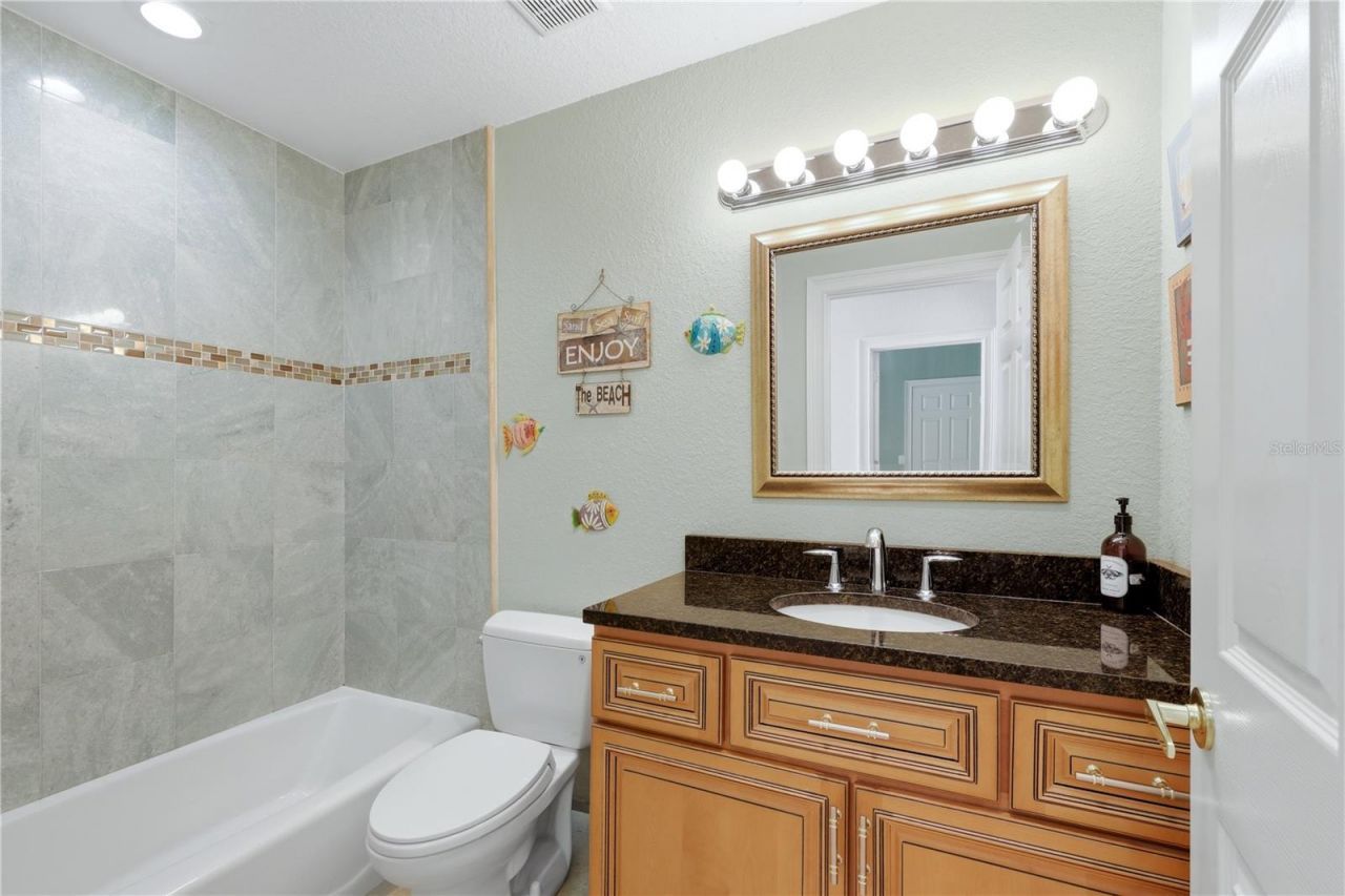 3348 Alamo Lane, Sarasota, FL 34235 Photo