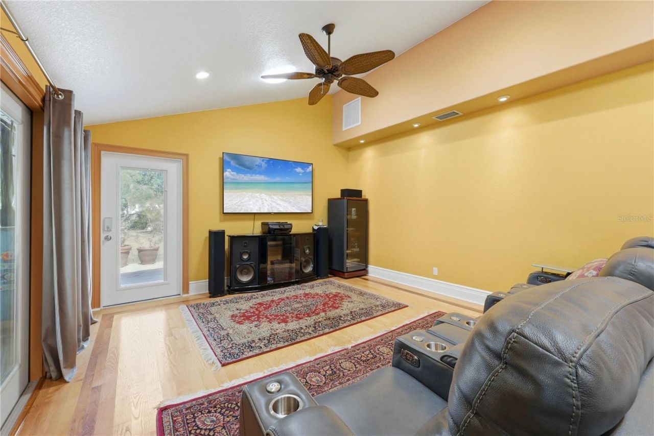 3348 Alamo Lane, Sarasota, FL 34235 Photo