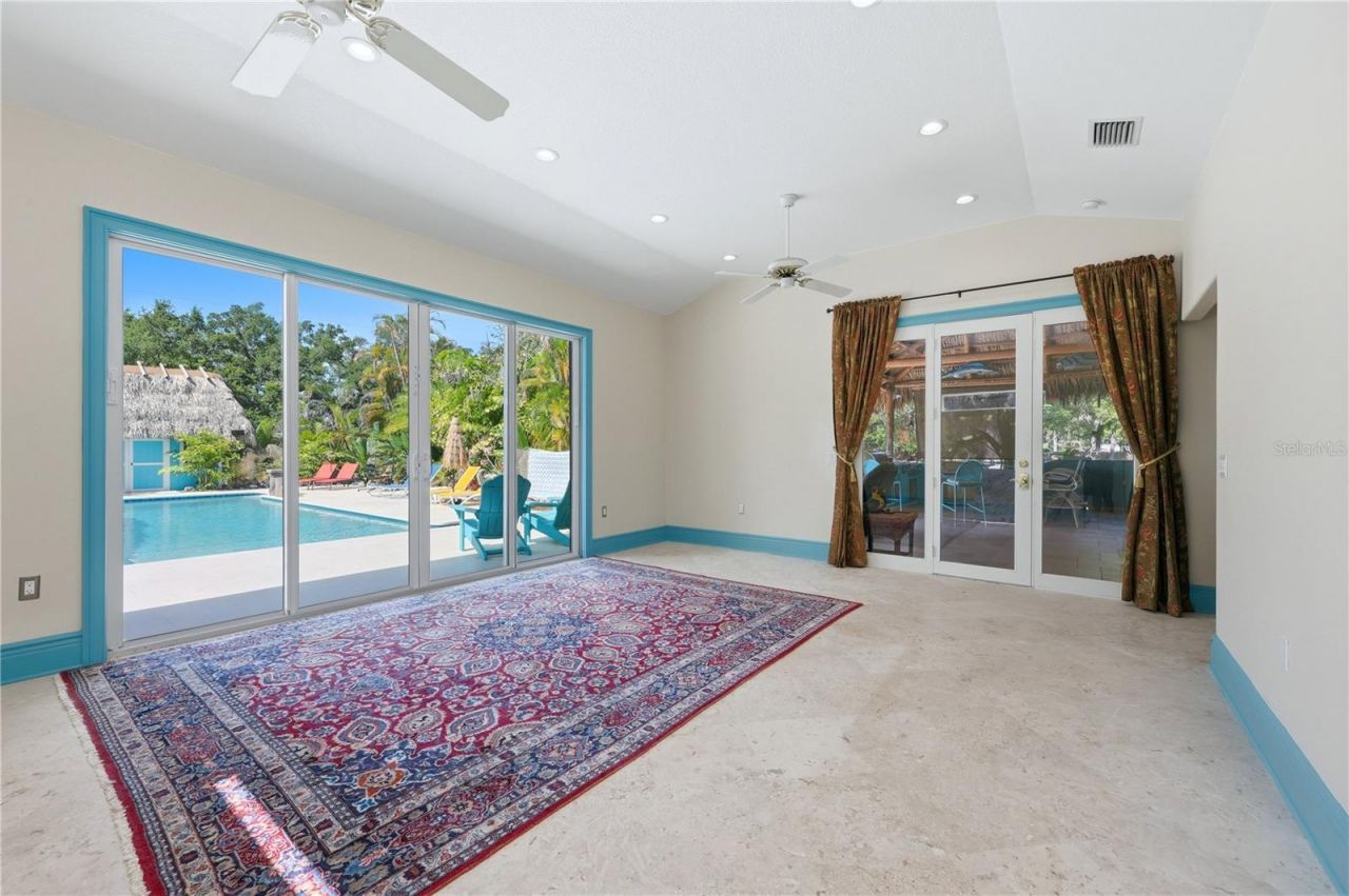 3348 Alamo Lane, Sarasota, FL 34235 Photo