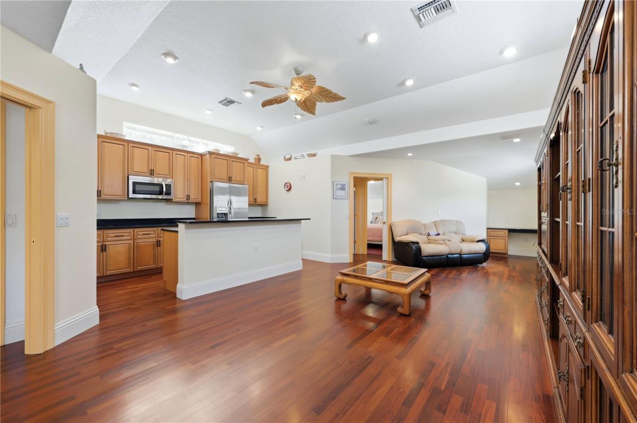 3348 Alamo Lane, Sarasota, FL 34235 Photo