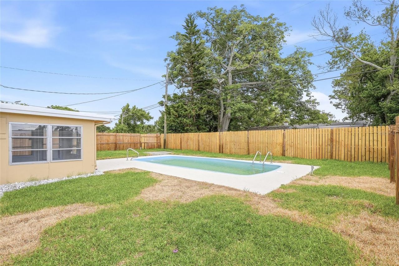 2048 Hess Drive , Holiday, FL 34691 Photo