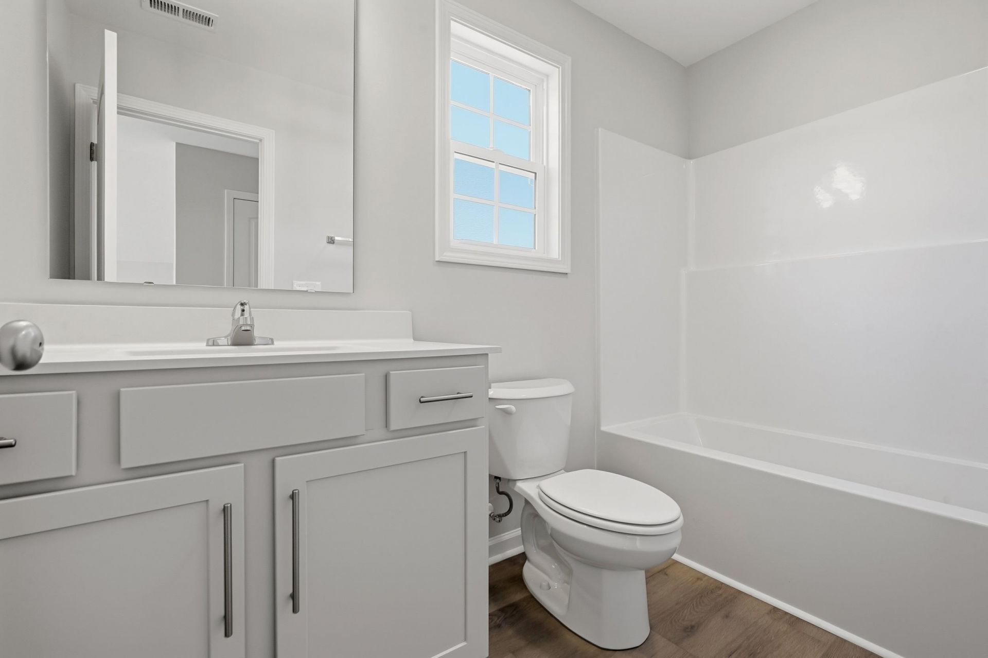 3240 Crooked Brook Dr. Photo 13