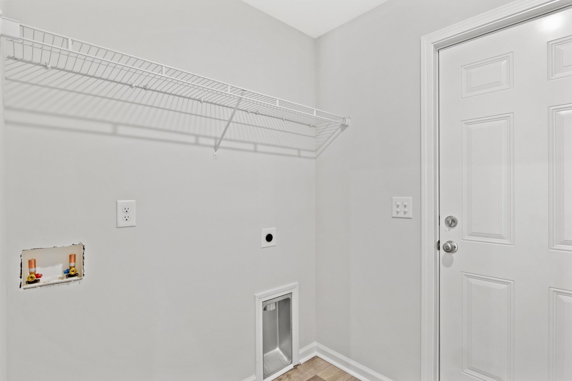 3240 Crooked Oak Dr. Photo 14