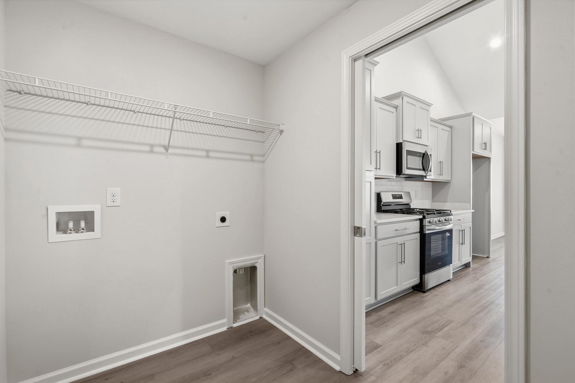 3240 Crooked Brook Dr. Photo 19