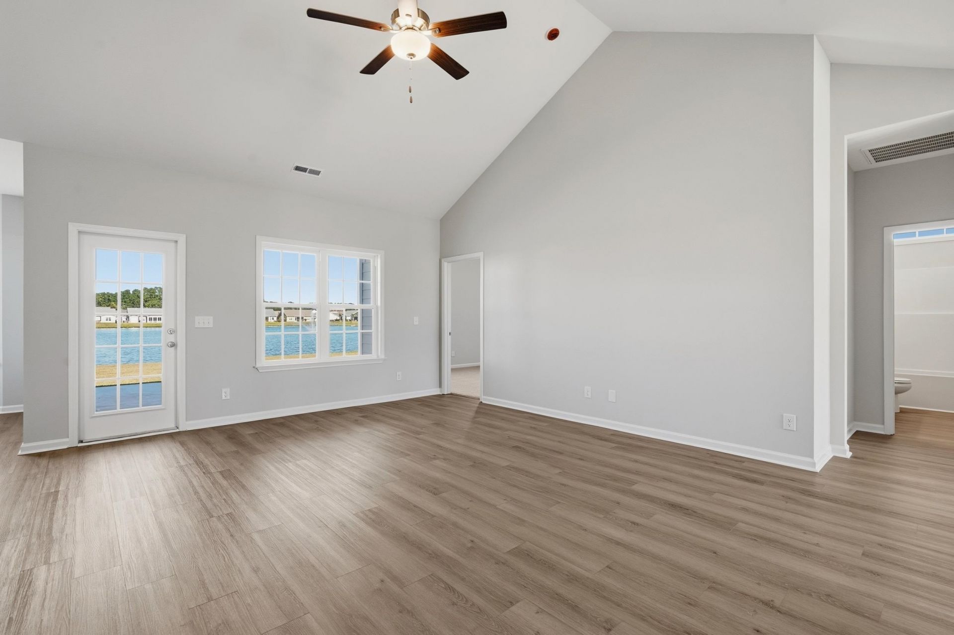 3240 Crooked Brook Dr. Photo 4