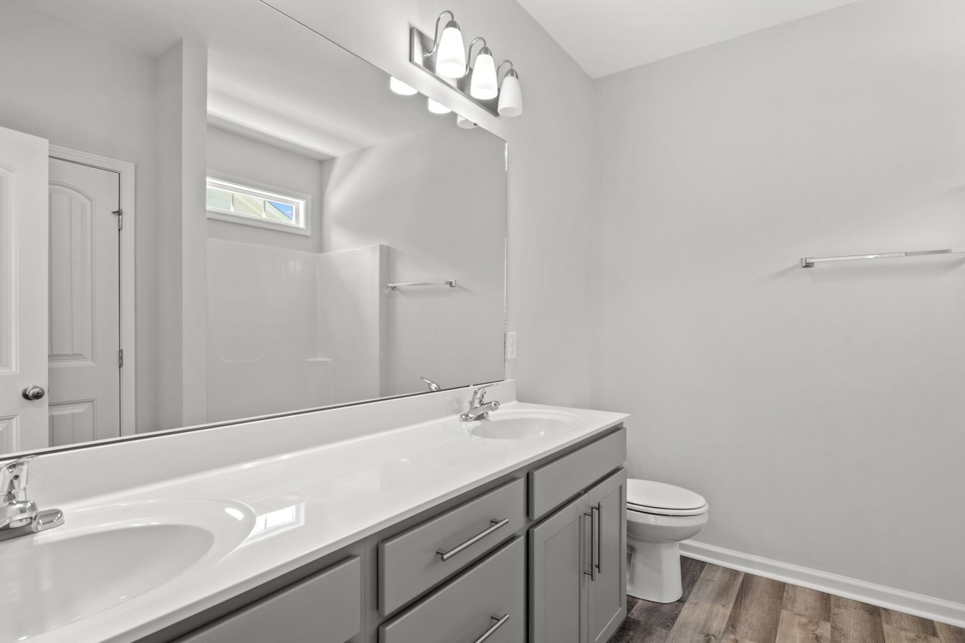 3240 Crooked Oak Dr. Photo 9