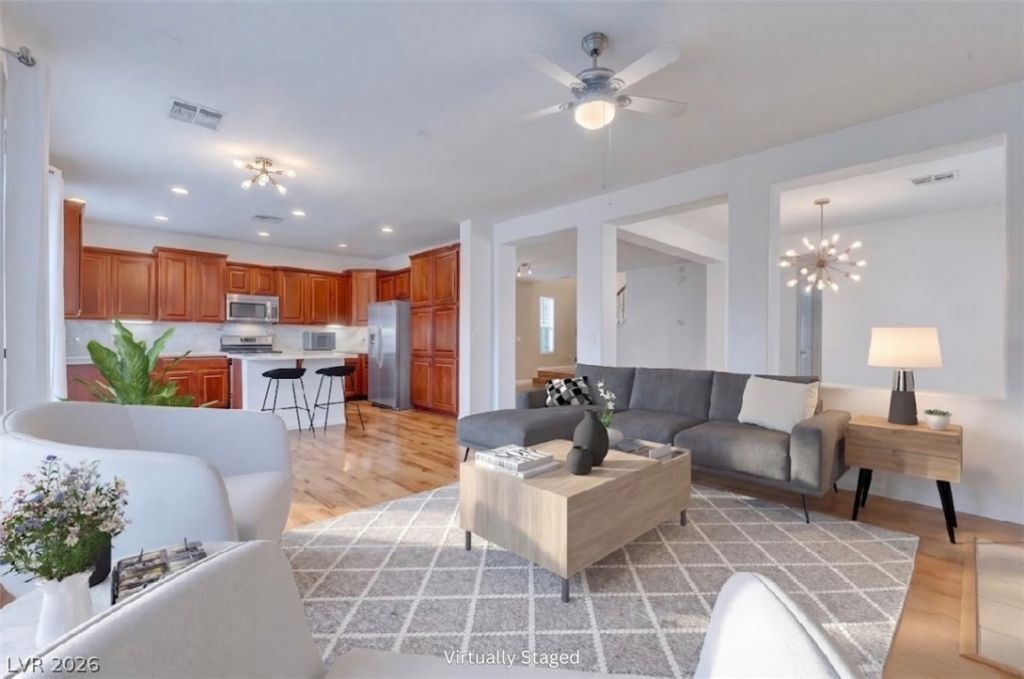 10460 Harvest Wind Drive , Las Vegas, NV 89135