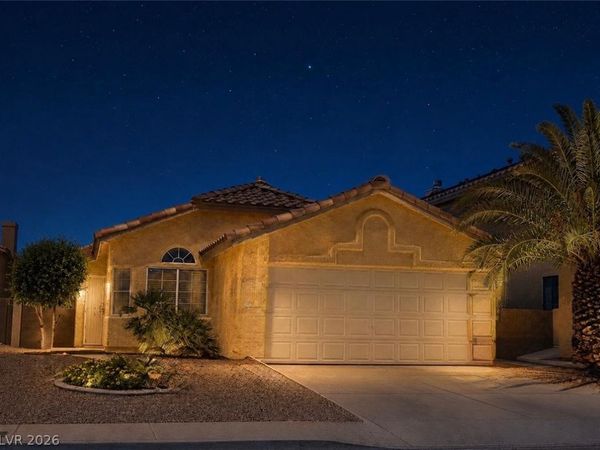 922 Single Tree Drive , Las Vegas, NV 89123