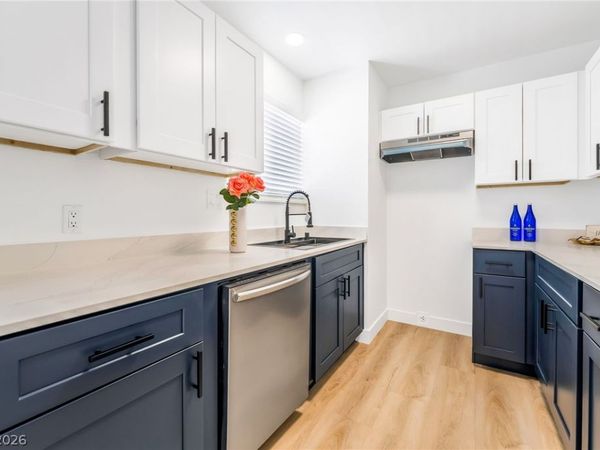 5009 Spencer Street , Unit D, Las Vegas, NV 89119