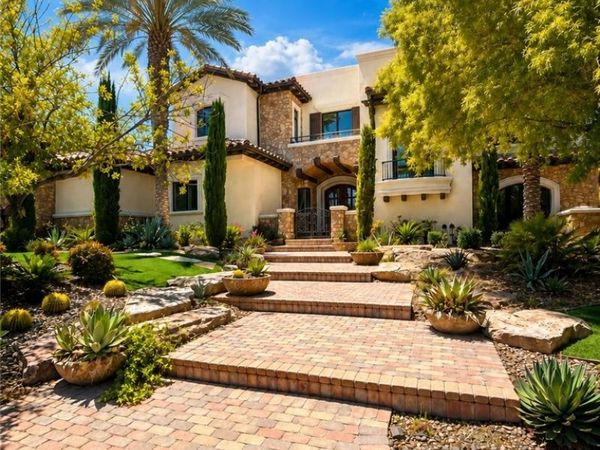 21 Olympia Hills Circle , Las Vegas, NV 89141