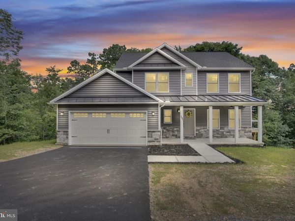 591 BELLE VISTA DRIVE , ENOLA, PA 17025