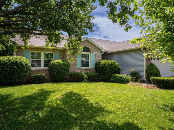 3773 Greenbriar Drive , Columbus, IN 47203