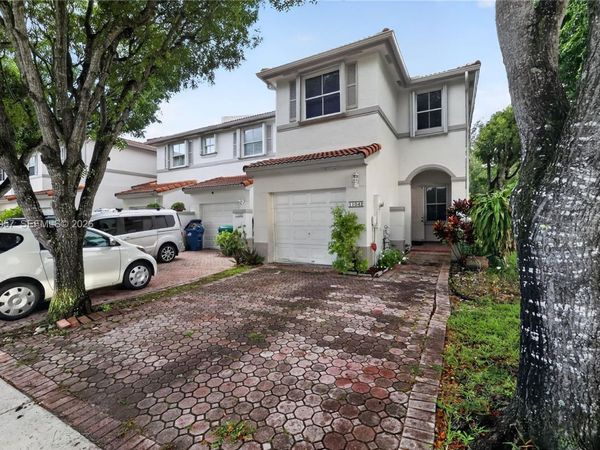 11042 NW 43rd Ter , Doral, FL 33178