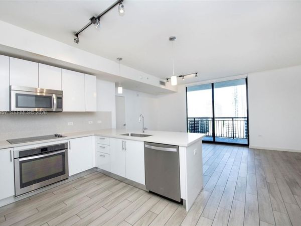 999 SW 1st Ave , Unit 2402, Miami, FL 33130