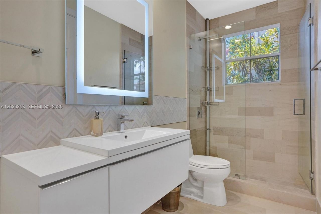 1529 Shoreline Way , Unit 1529, Hollywood, FL 33019 Photo