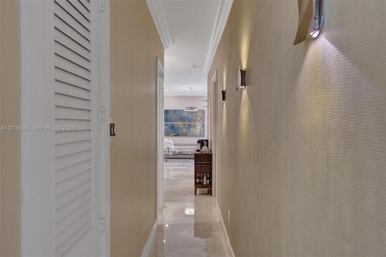 1529 Shoreline Way , Unit 1529, Hollywood, FL 33019 Photo