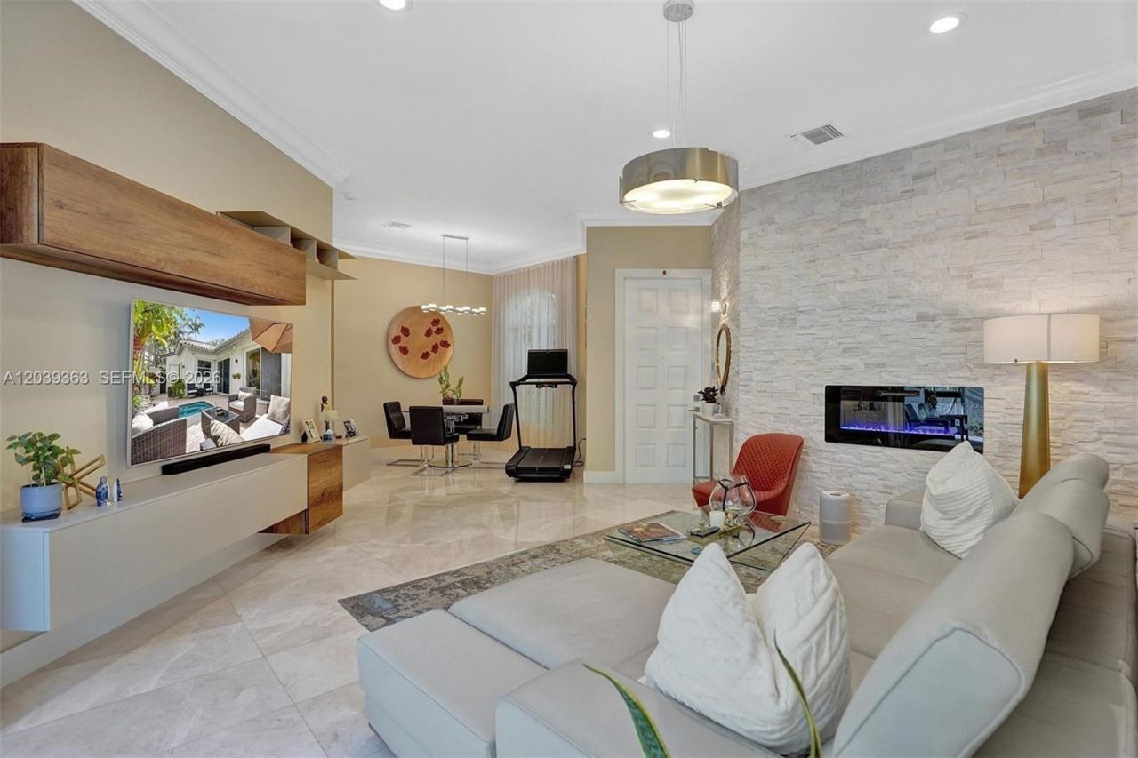 1529 Shoreline Way , Unit 1529, Hollywood, FL 33019 Photo