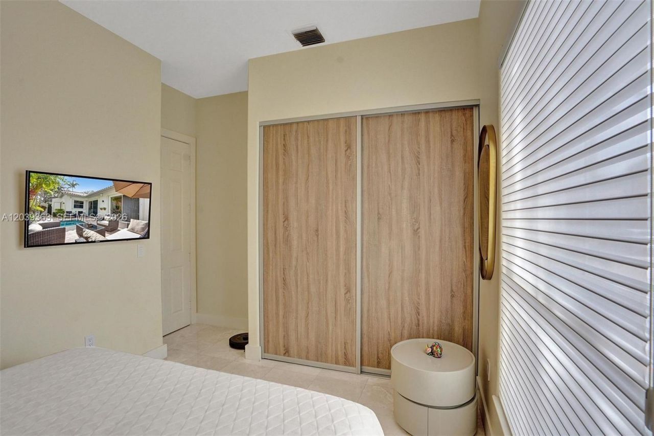 1529 Shoreline Way , Unit 1529, Hollywood, FL 33019 Photo