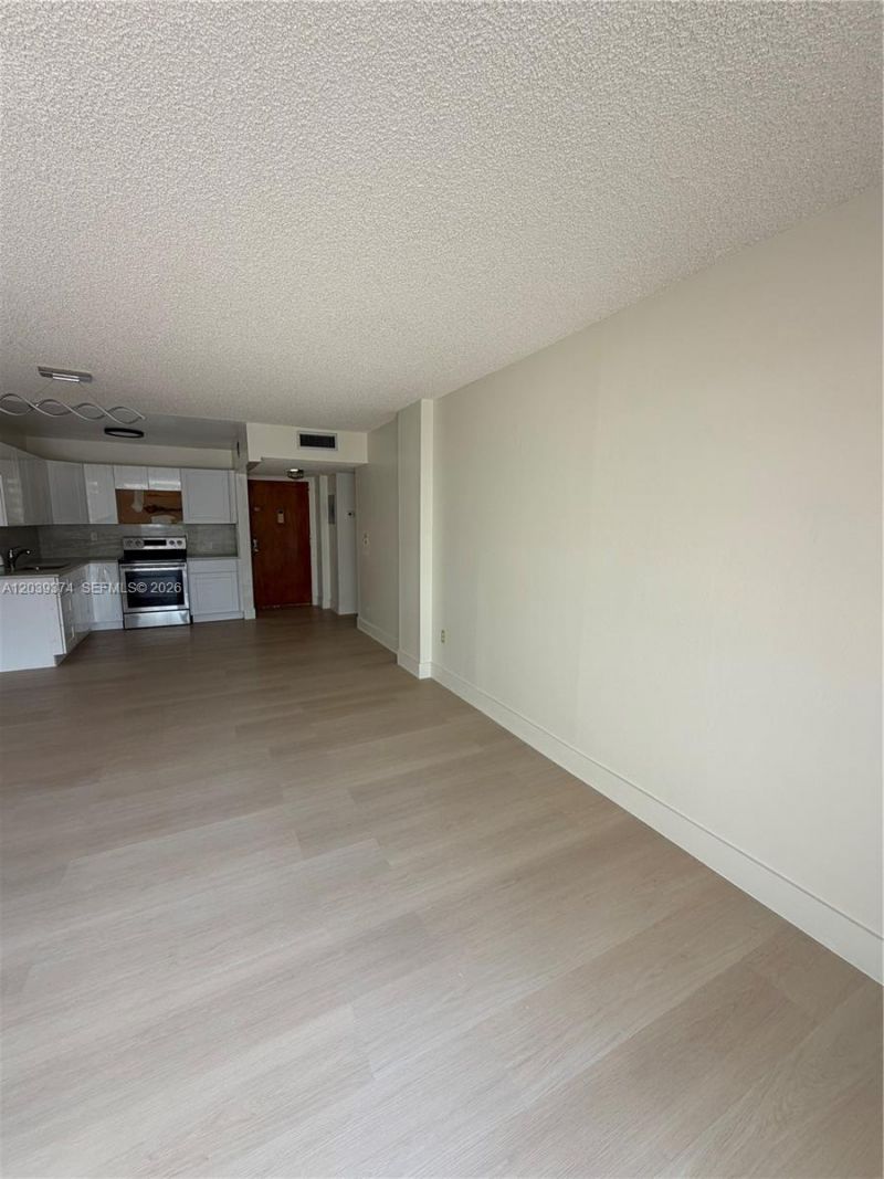 1800 NW 24th Ave, Unit 220, Miami, FL 33125 Photo